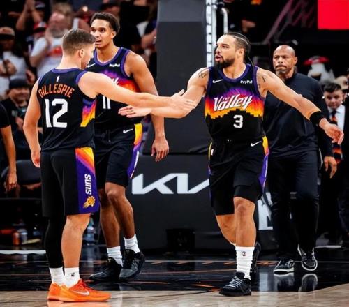 特朗普宣布,停援南非,学者指责,新葡京娱乐平台,澳门新葡京娱乐城,新葡京博彩官网