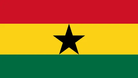 李家超探望香港男子冰球队受伤队员