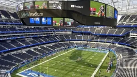 英格兰队首秀待启：图赫尔首战海报正式亮相